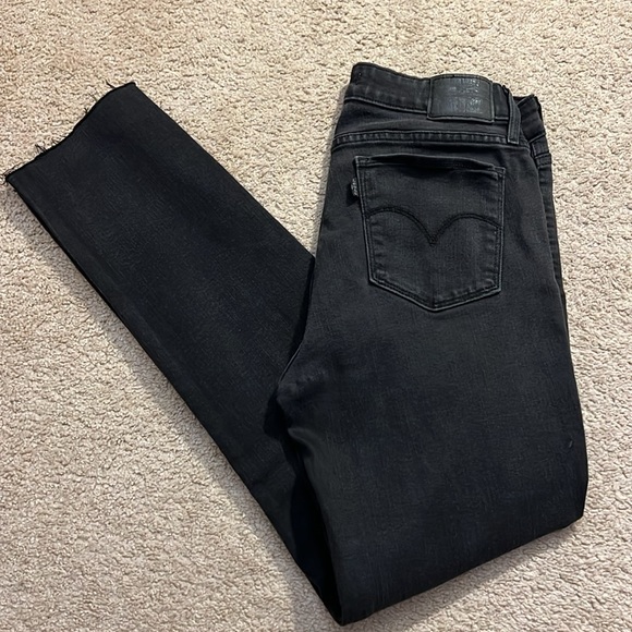 Levi's Denim - Levi’s Raw Hem 712 Slim Denim Jean